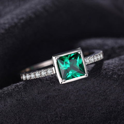 Green Emerald Solitaire Ring