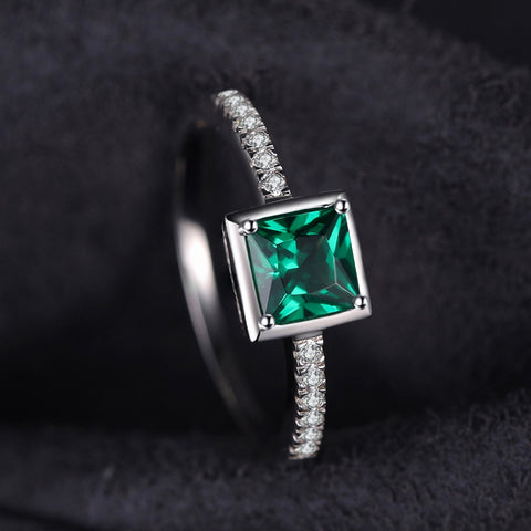 Green Emerald Solitaire Ring
